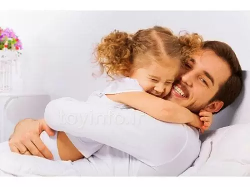 ابراز محبت پدر به دخترش , روش های فرزند پروری بامریند